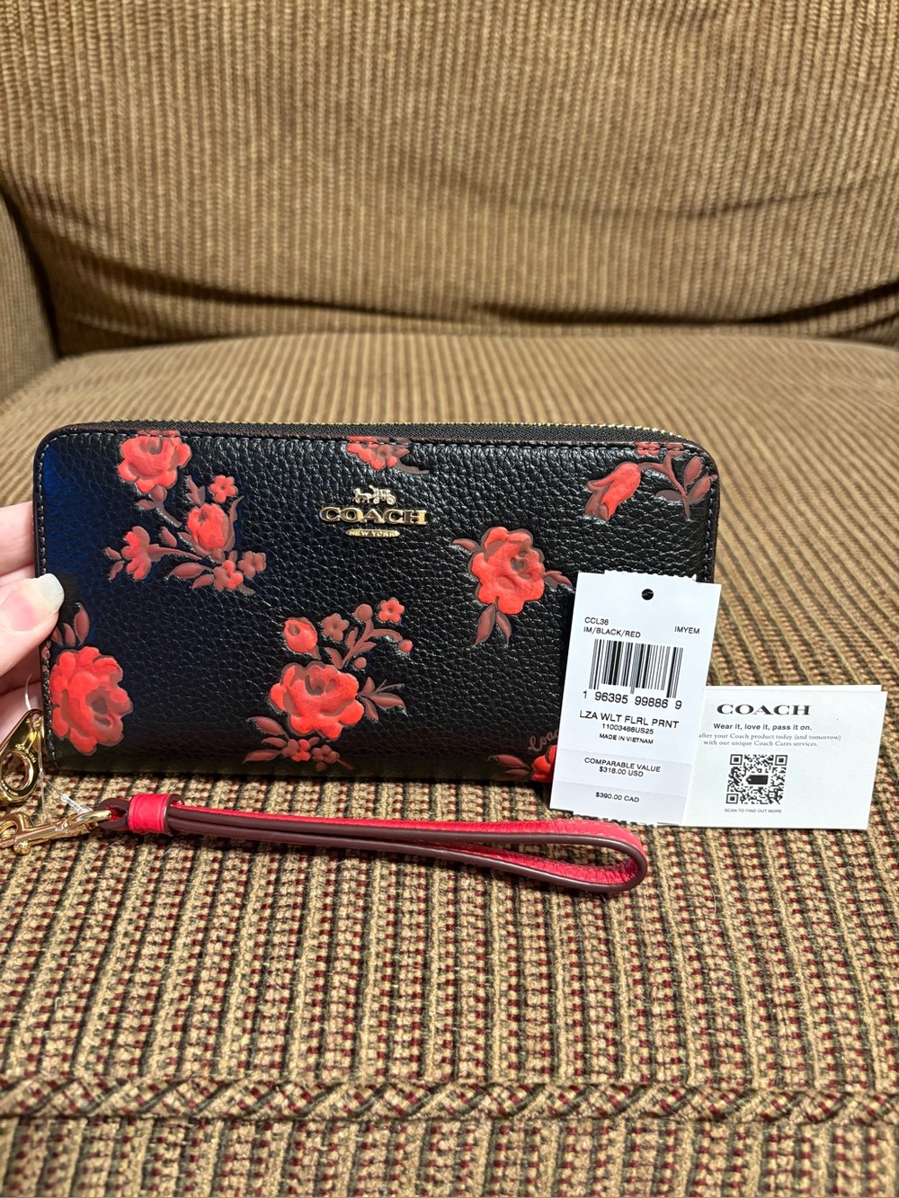 NWT-Coach-Long Zip Around Continental Wallet-Roses🌹Floral-Black & Red-$318 - Picture 11 of 12